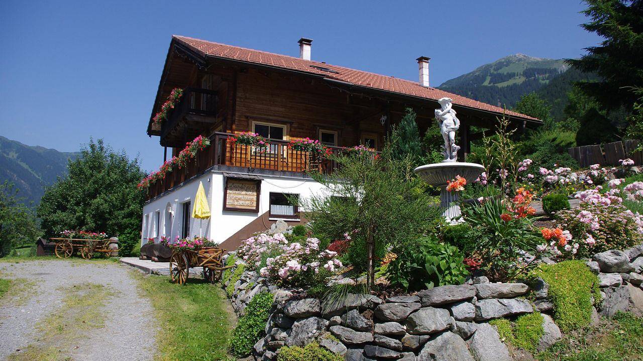 Geheel vakantieappartement, Vakantieappartement voor 5 personen met terras in Sankt Gallenkirch (stad), Sankt Gallenkirch