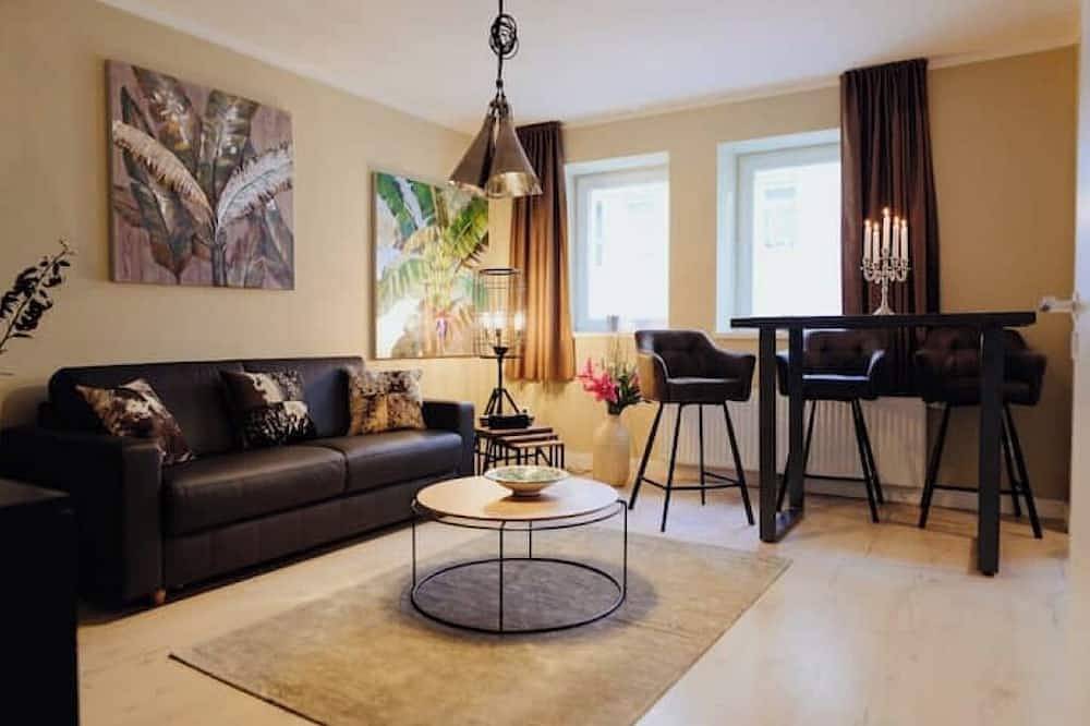 Ganze Wohnung, Gehobenes 2-Zimmer Appartement in zentraler Lage in Barmbek Hamburg, Hamburg