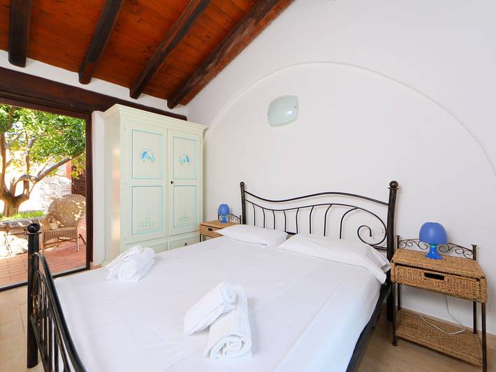 Location de vacances pour 8 personnes, avec terrasse et jardin, animaux acceptés à Castiadas - 3