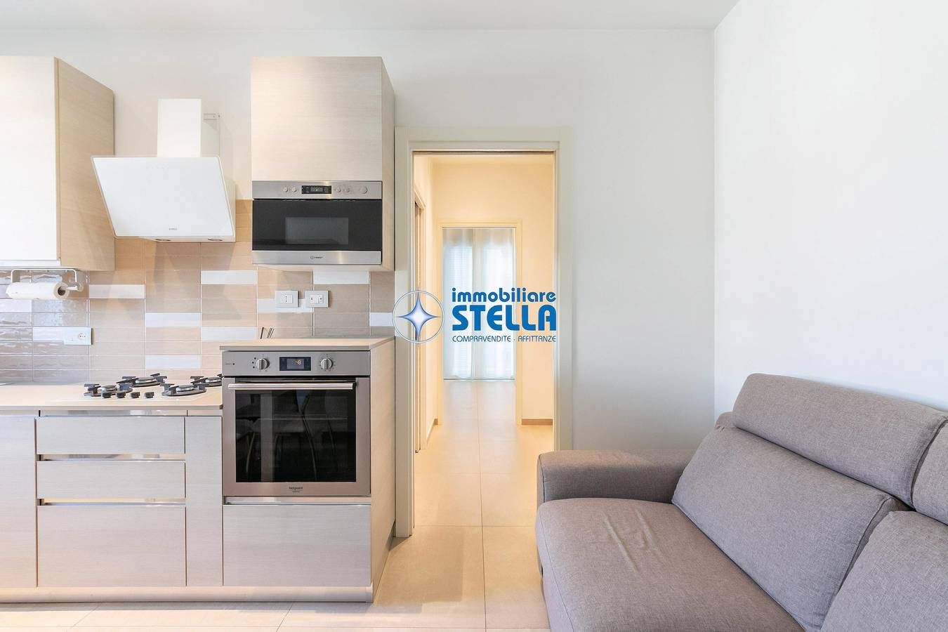 Entire apartment, A stone's throw from the sea / [ Condominio Giglio ] in Lido di Jesolo, Jesolo