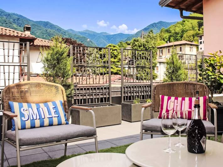 Location de vacances pour 6 personnes, avec terrasse dans Carlazzo