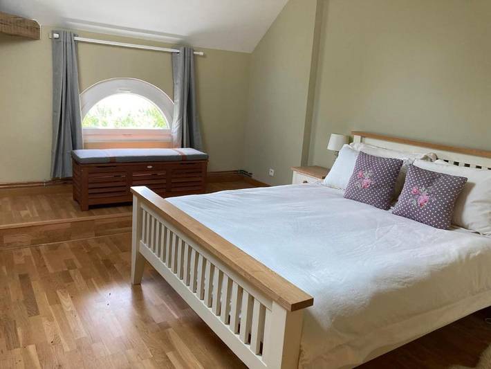 Gîte pour 6 personnes, avec vue ainsi que vue sur le lac et jardin à Herry - 3