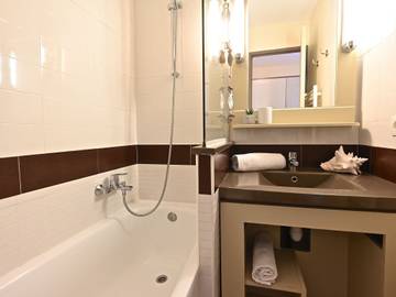 Location De Vacances pour 4 Personnes dans Cap Estérel, Saint-Raphaël, Photo 4