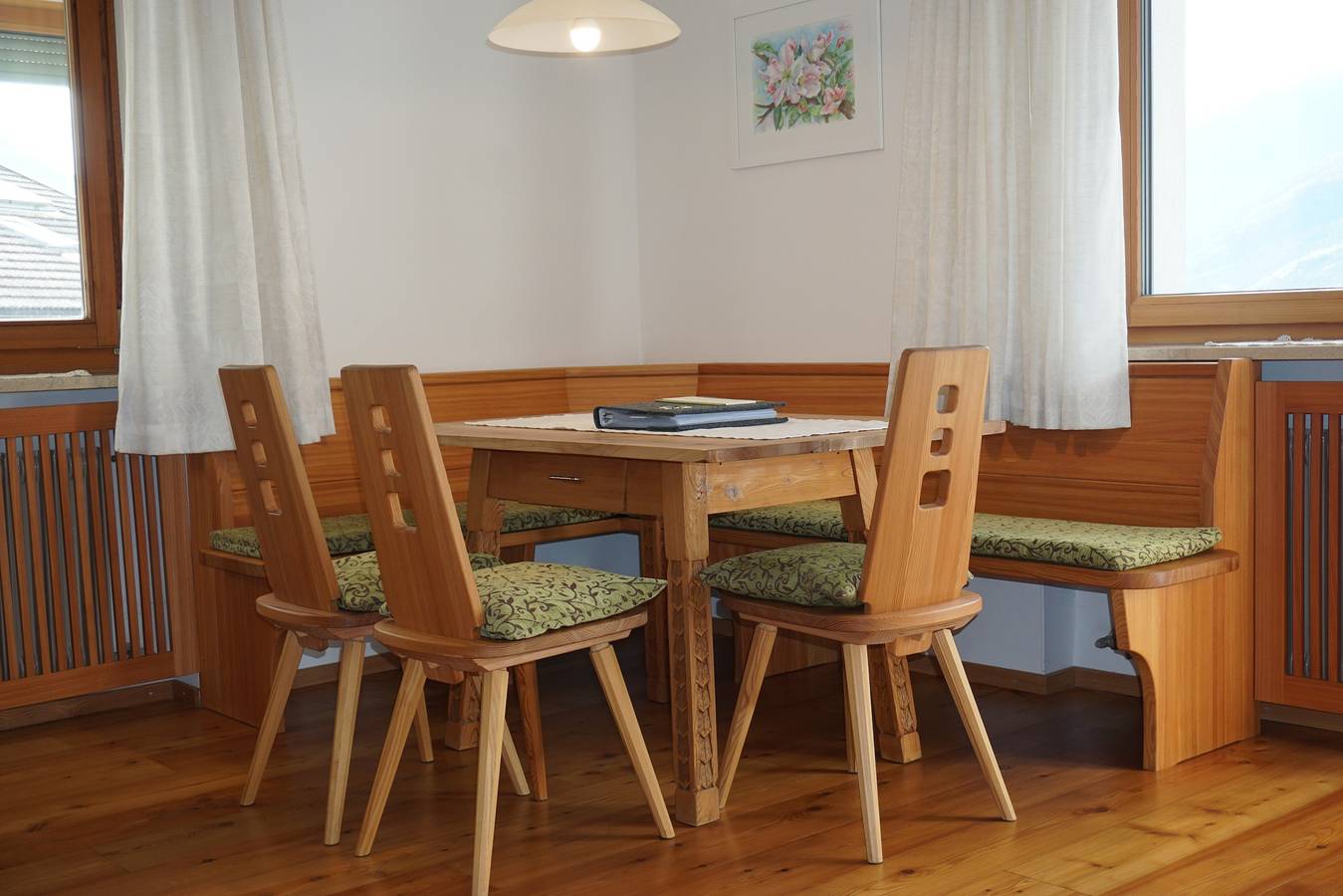 Ganze Wohnung, Ferienwohnung "Apfelblüte" mit großem Balkon in Kortsch, Schlanders