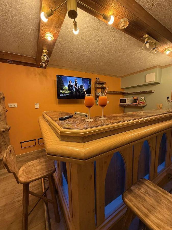 Gîte pour 2 personnes, avec jacuzzi et terrasse à Bellevaux - 3