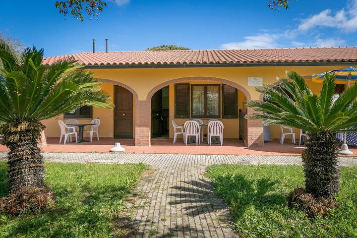 Casa vacanza per 6 persone, con Giardino a Campiglia Marittima