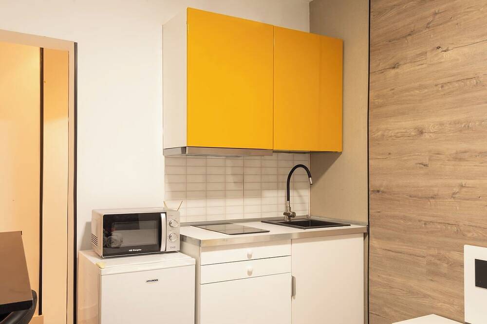 Sunny Double Room with Bathroom Gran Via | 031 in Centro (Madrid), Madrid