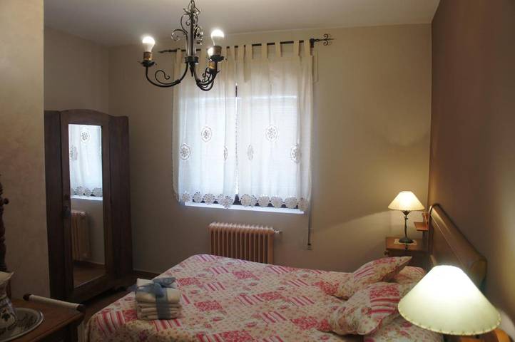 Casa rural para 4 personas, con Balcón y Terraza además de Jardín y Vistas en Pollos - 3