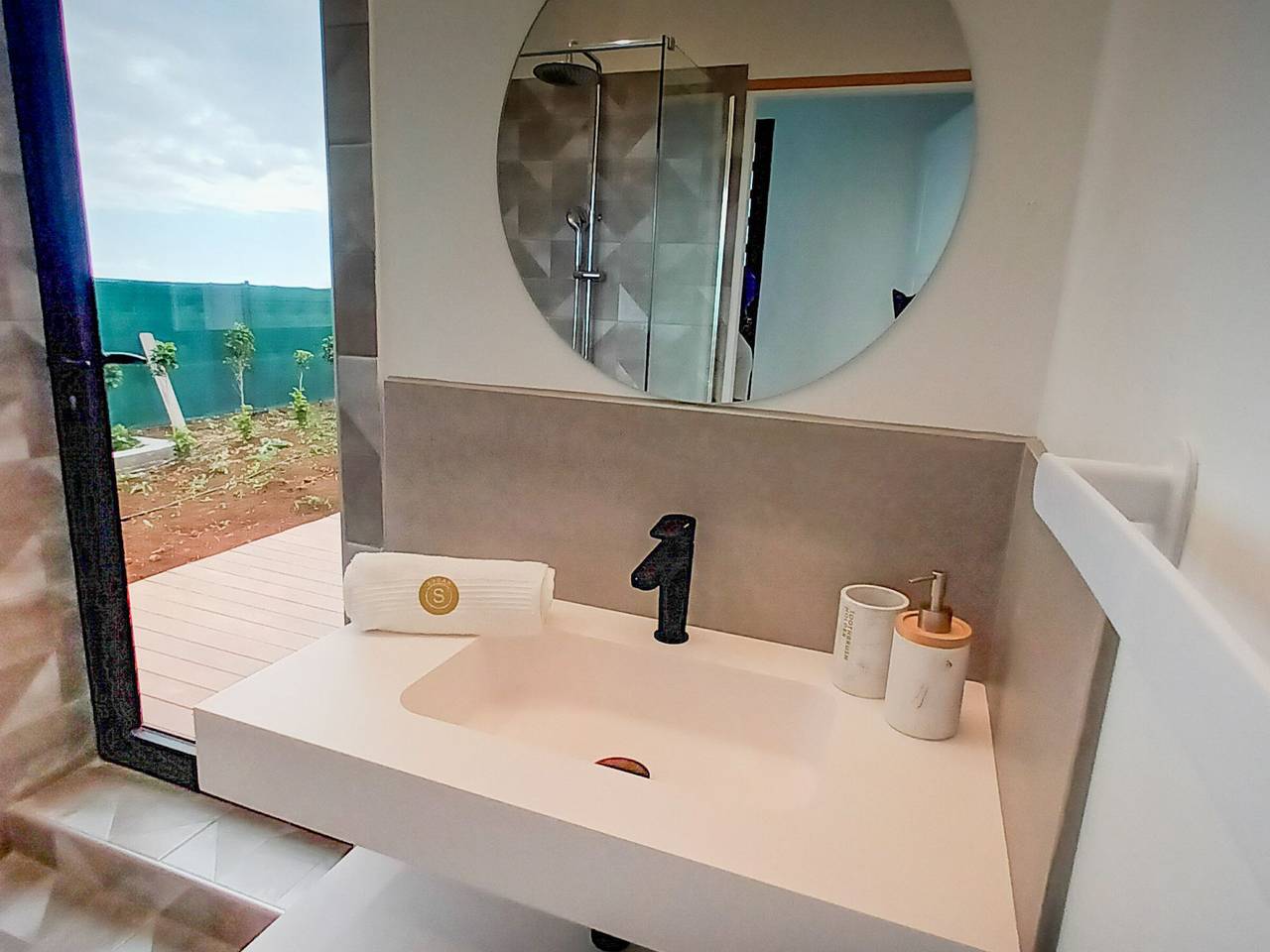 Gîte de Charme avec Vue Mer et Jacuzzi à Saint-Paul in Saint-Paul (Réunion), Île de la Réunion