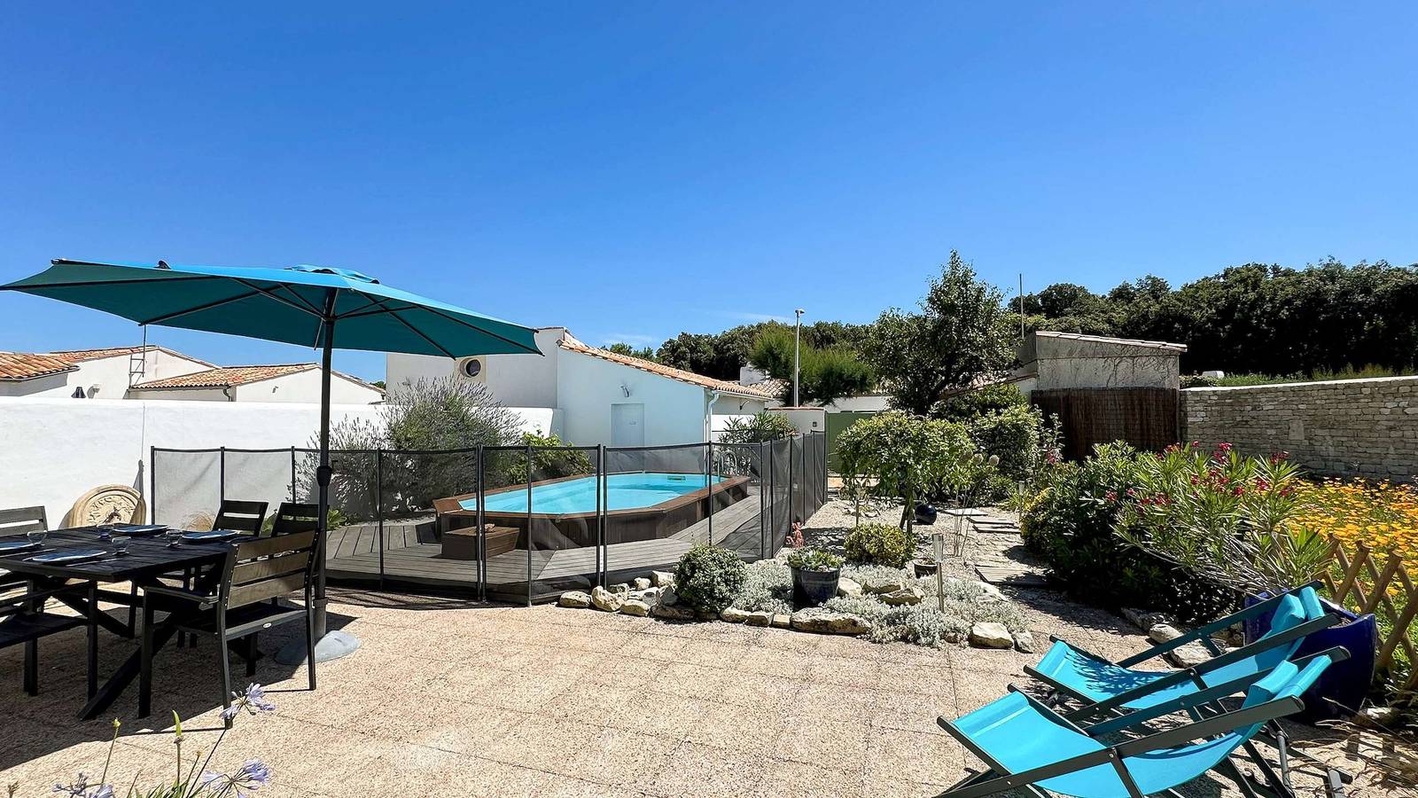 Apartamento vacacional entero, Charming house with enclosed garden and pool in Rivedoux-Plage, Isla de Ré