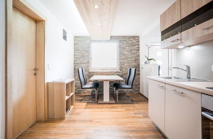 Ganze Ferienwohnung, Appartement Tribulaunblick in Holzebensiedlung, Schmirn