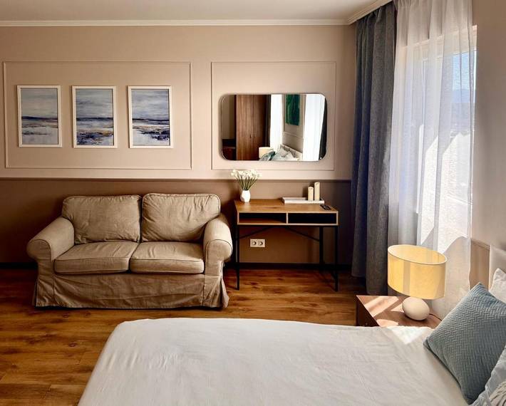 Appart’hôtel pour 4 personnes, avec vue et terrasse, animaux acceptés