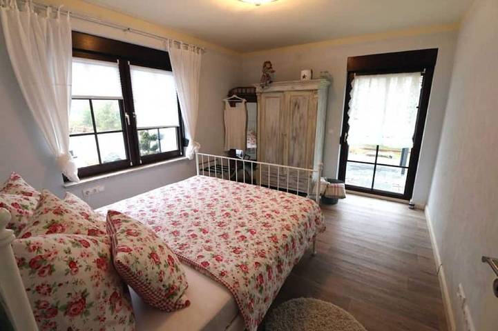 Ganze Wohnung, Ferienwohnung Seestübchen - Ferienhaus Glückseeligkeit in Senftenberger See, Senftenberg