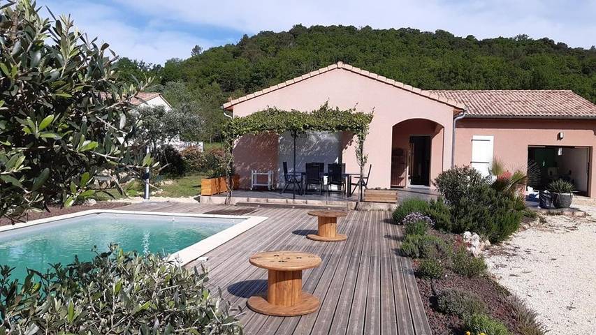 Casa de vacaciones para 6 personas, con piscina y jardín - 1