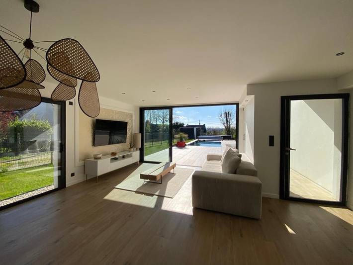 Location de vacances pour 6 personnes, avec piscine et terrasse à Redon - 4