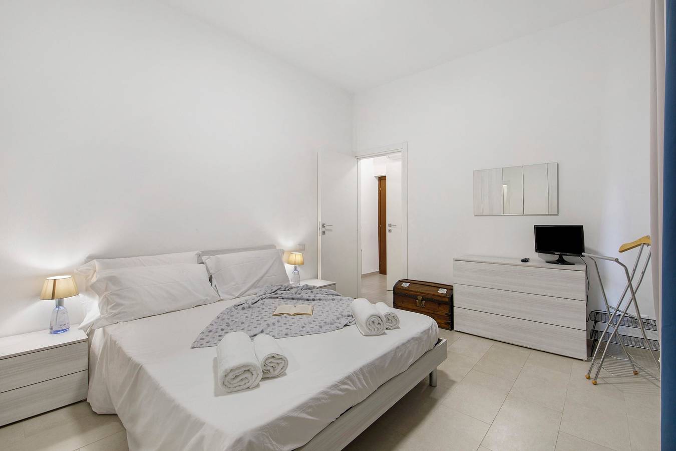 Entire apartment, Apartment 'Zia Nena' with Shared Garden, Wi-Fi and Air Conditioning in Zelo Buon Persico, Lodi Province