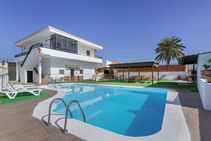 Apartamento para 5 personas, con Jardín en San Bartolomé de Tirajana