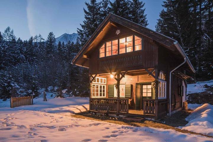 Chalet für 3 Personen, mit Garten und Ausblick sowie Terrasse in Innsbruck und Umgebung - 3