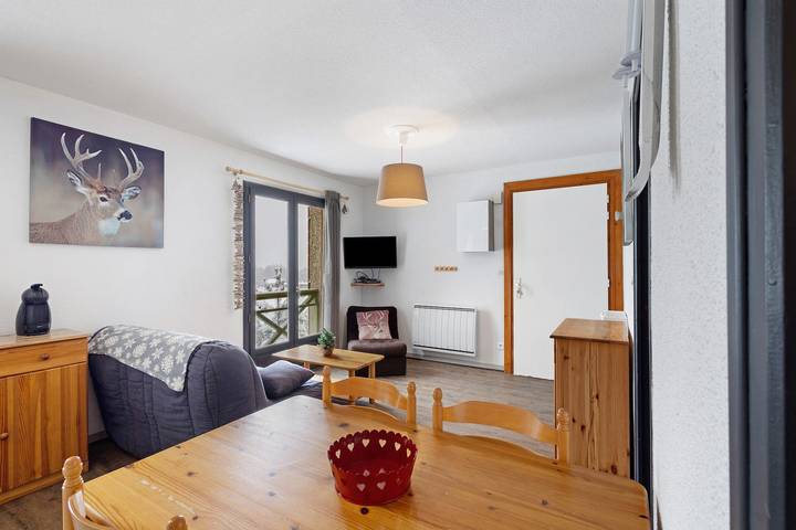 Ganze Wohnung, Ferienwohnung 'Capcir' mit Bergblick, Gemeinschaftsterrasse und Wi-Fi in Les Angles, Parc naturel régional des Pyrénées catalanes