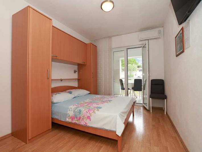 Apartament wakacyjny dla 3 osób, z balkon w Baška Voda