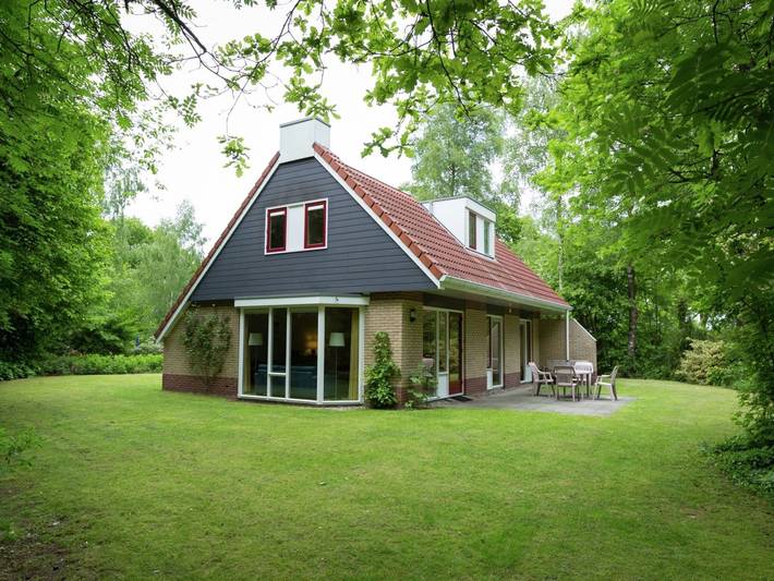 Vakantiehuis voor 10 personen, met Terras in Lemele