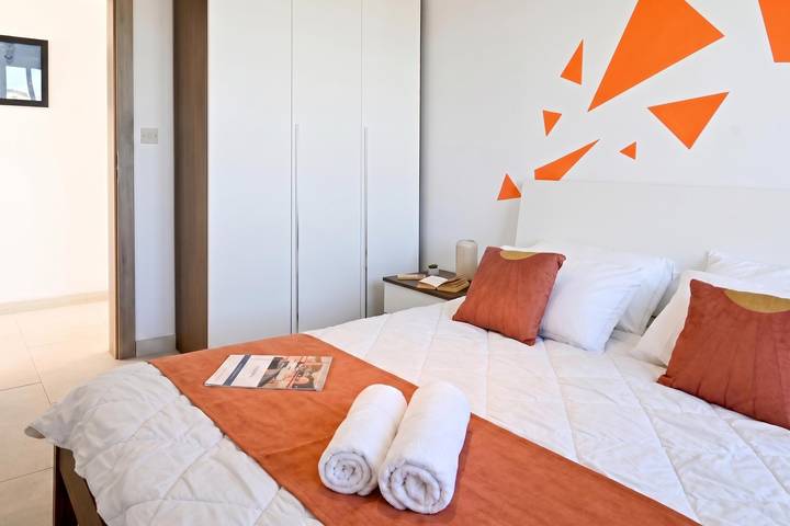 Ganze Wohnung, A Sunny Seaview In Central Sliema in Tas-Sliema, Insel Malta