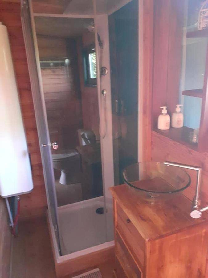 Tente pour 4 personnes, avec terrasse et jardin, animaux acceptés dans les Ardennes - 4