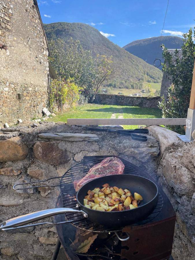 Location de vacances pour 8 personnes, avec jardin à Hèches - 3