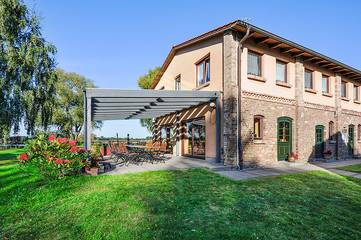 Ferienwohnung für 3 Personen, mit Garten und Sauna sowie Balkon, mit Haustier in Barkhagen