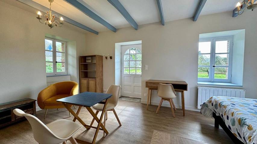 Location de vacances pour 2 personnes, avec vue et jardin à Berric - 3