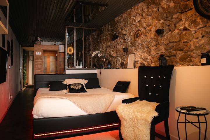 Appartement de vacances pour 2 personnes, avec Jacuzzi et Sauna dans l' Isère - 2