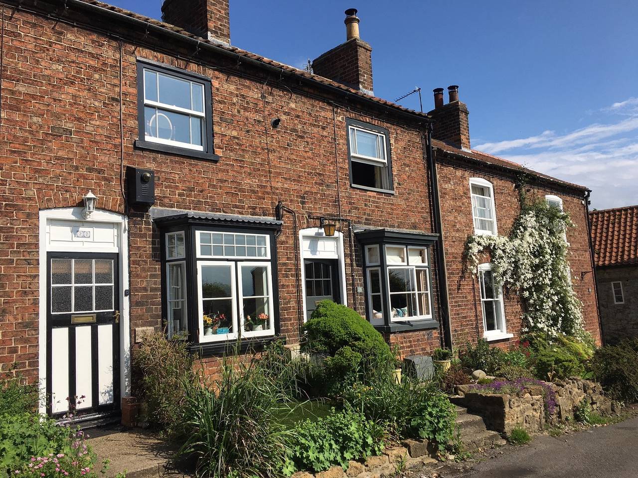 Cosy Lincs Wolds cottage in picturesque Tealby in Tealby, Lincolnshire