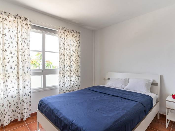 Ferienwohnung für 5 Personen, mit Terrasse und Pool sowie Meerblick und Kinderpool in Callao Salvaje - 4