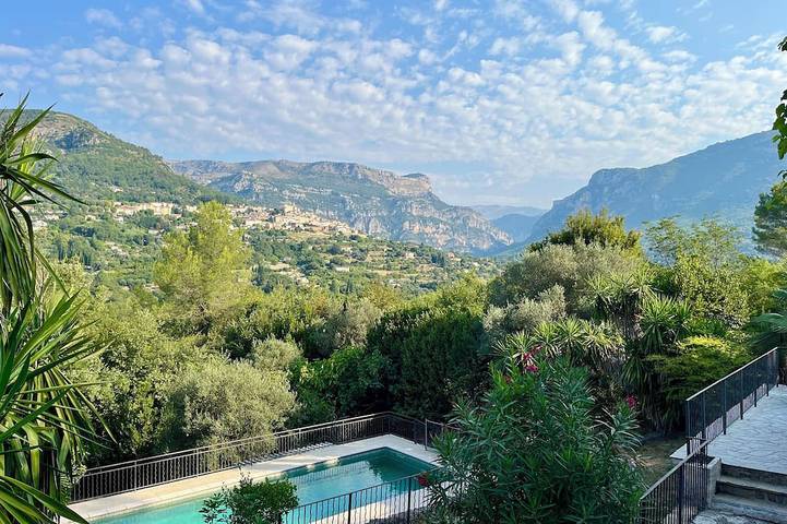 Location de vacances pour 10 personnes, avec jardin et balcon à Le Bar-sur-Loup