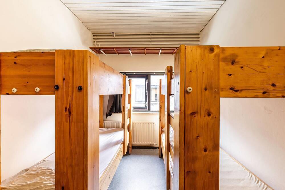 Ganze Wohnung, Wohnung in Kaag mit Dachterrasse und Whirlpool in Kaag, Groene Hart