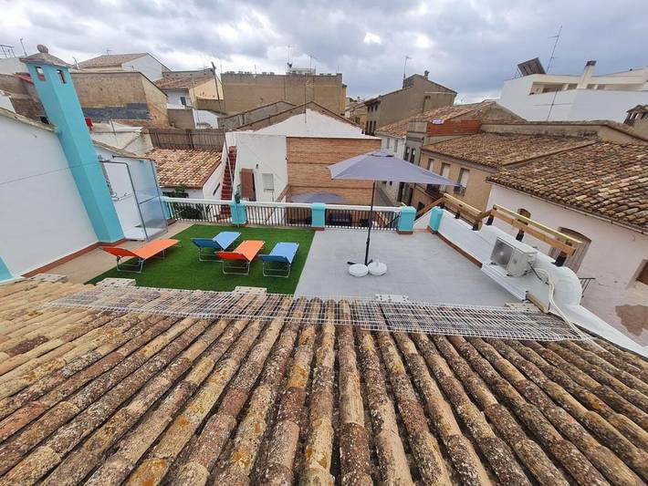 Location de vacances pour 8 personnes, avec Balcon ainsi que Terrasse et Vue à Monserrat