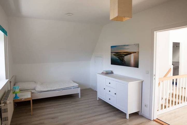 Alleinstehendes Haus mit Garten und Terrasse in Strandnähe in Kieler Förde, Strande