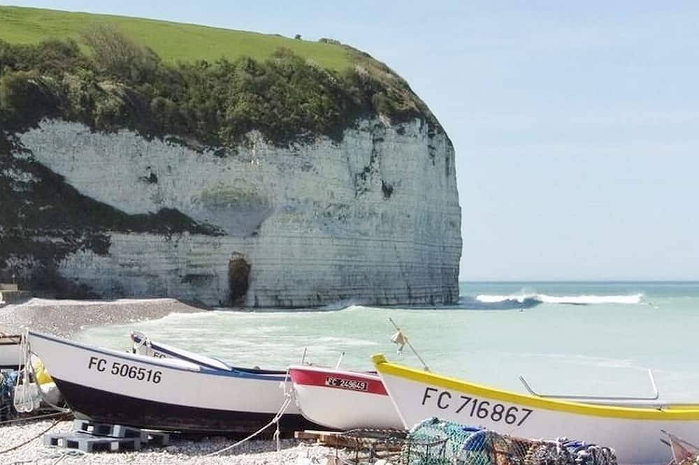 Gîte pour 8 personnes (4 chambres) à Yport à 50m de la mer (à 8km d'Etretat) in Yport, Région du Havre