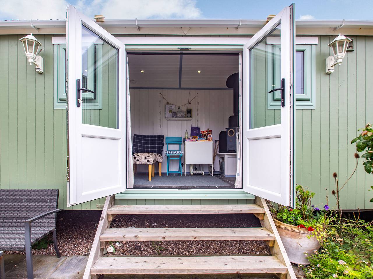The Shepherd's Hut in Aberdovey, Snowdonia