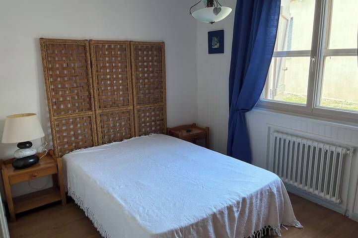 Location de vacances pour 6 personnes, animaux acceptés à Saint-Maximin (Nimes) - 2