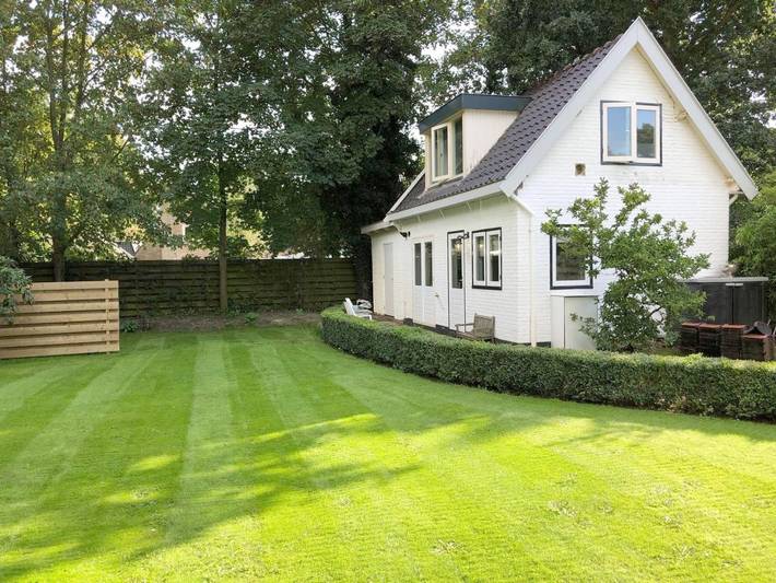 Ferienhaus für 2 Personen, mit Terrasse und Garten sowie Ausblick in Bergen (Nordholland)