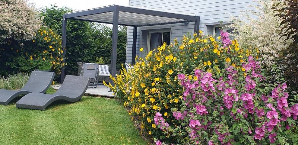 Location de vacances pour 3 personnes, avec vue et jardin, adapté aux familles dans Noues de Sienne - 2