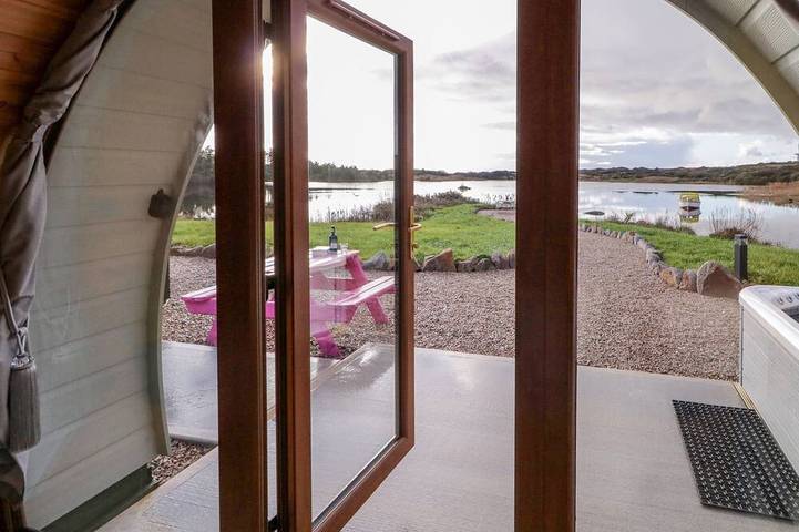 Cottage for 2 people, with terrace in County Donegal