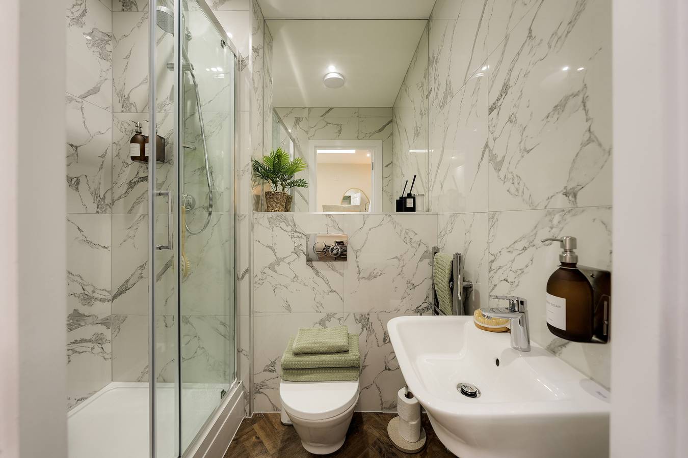 Entire apartment, Clifton Road Apartments | No.1 in Bristol, South West England