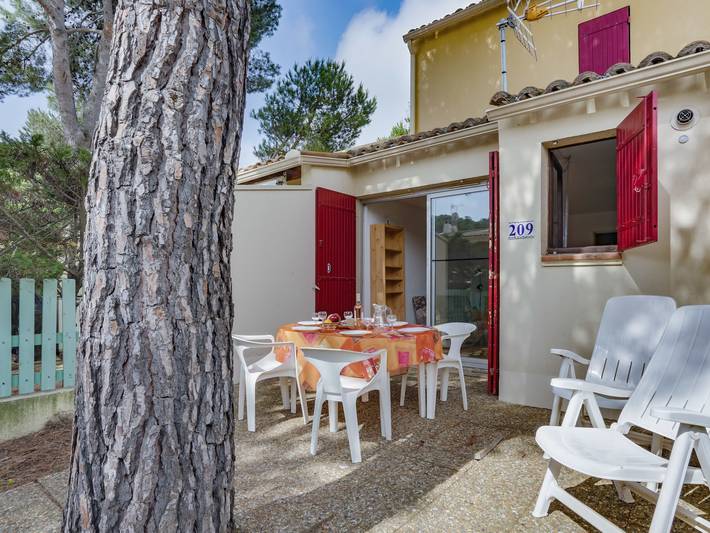Location de vacances pour 4 personnes, avec terrasse, animaux acceptés au Cap d'Agde