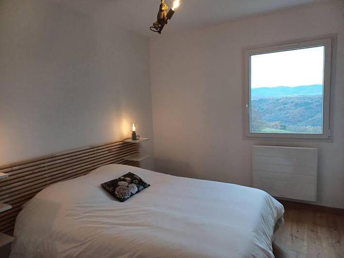 Gîte pour 8 personnes, avec terrasse à Saint-Barthélemy-le-Plain - 2