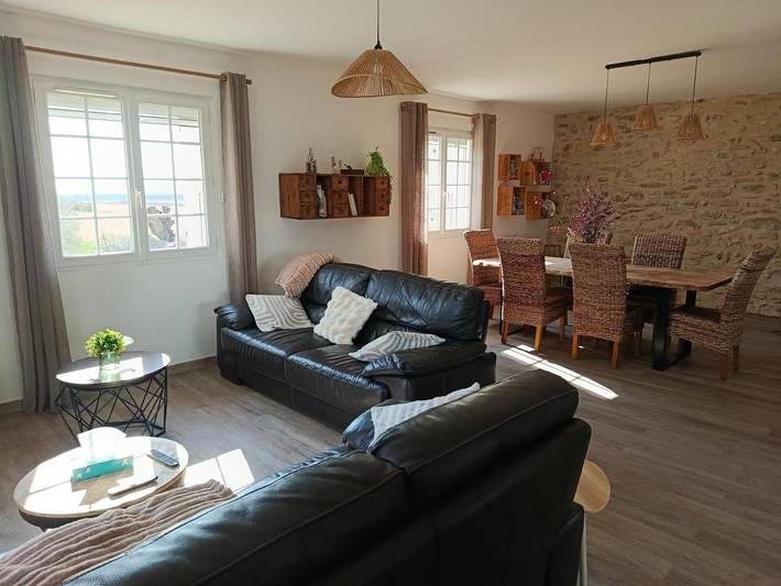 Location de vacances pour 8 personnes, avec vue et jardin, animaux acceptés à Montbrison-sur-Lez - 3