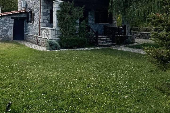 Gîte pour 8 personnes, avec Jardin