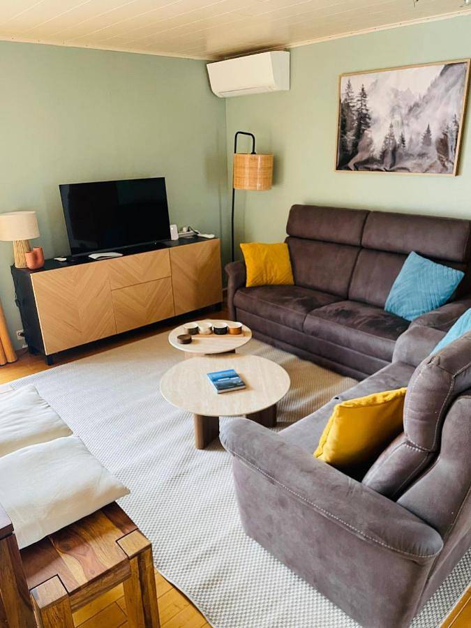 Gîte pour 4 personnes, avec vue et terrasse, animaux acceptés dans Membre - 4