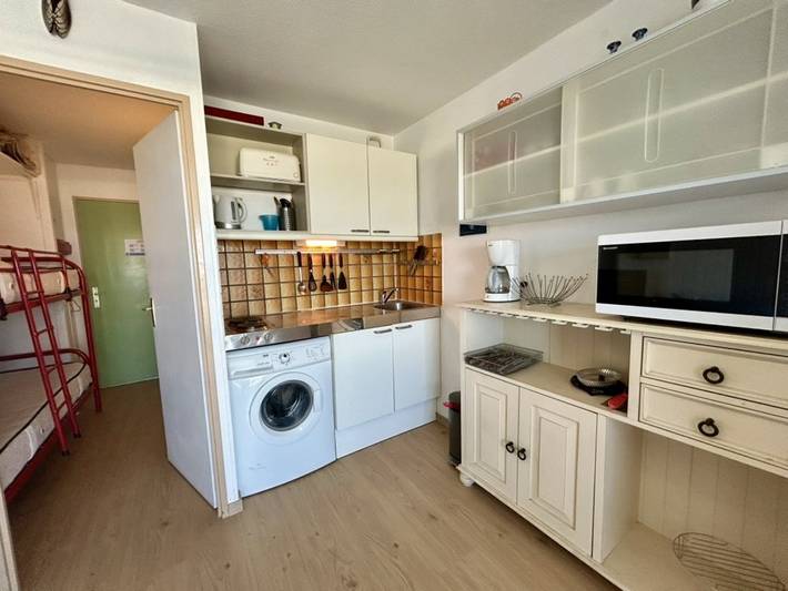 Apartamento entero, **Studio con Cabina, Terraza y Piscina en Saint-Cyprien** in Saint-Cyprien, Côte d'Améthyste